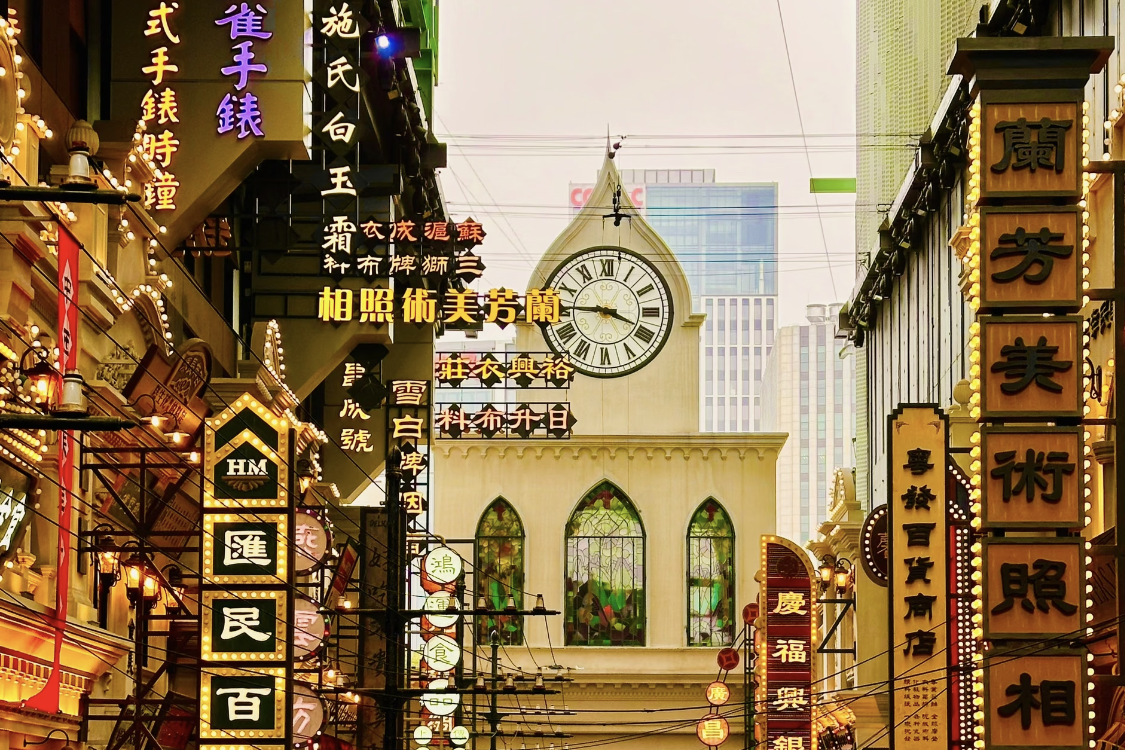 Qian Gu Qing Scenic Area